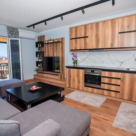 Roel Apartments Саранда Экстерьер фото