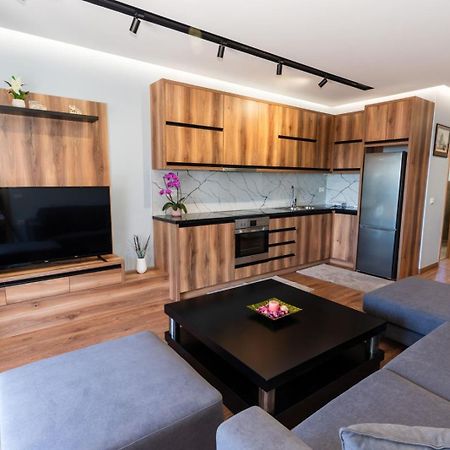 Roel Apartments Саранда Экстерьер фото