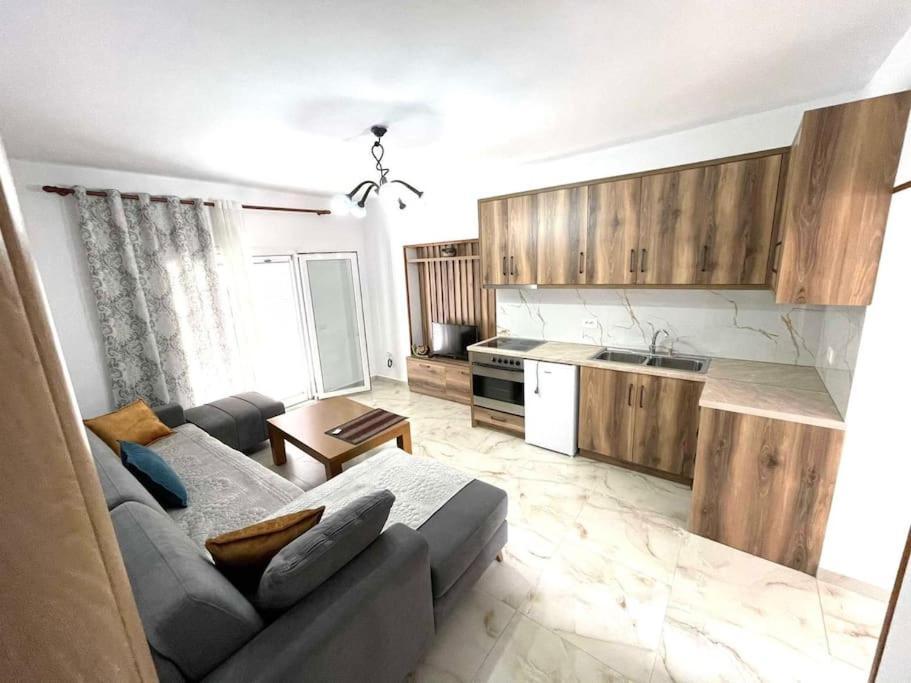 Roel Apartments Саранда Экстерьер фото