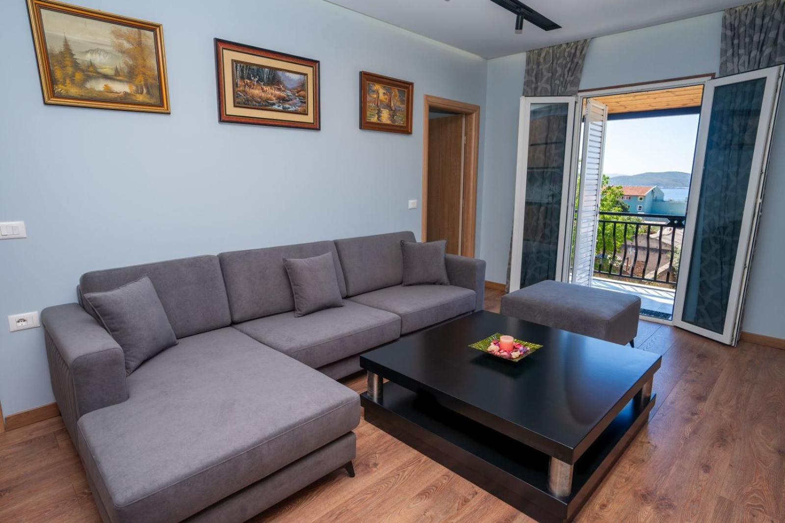 Roel Apartments Саранда Экстерьер фото