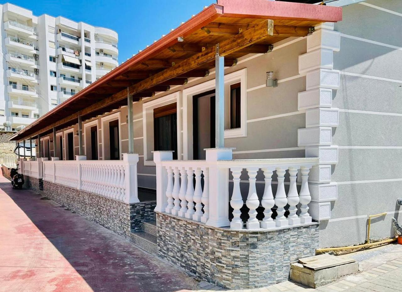 Roel Apartments Саранда Экстерьер фото